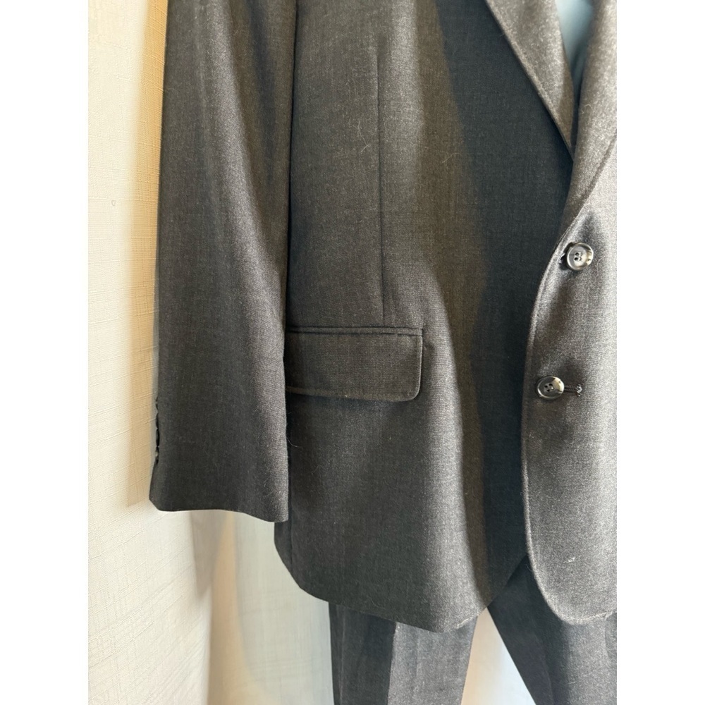 90’s Vintage ‘Barrington’ Charcoal Gray Tailored Suit - Picture 4 of 7